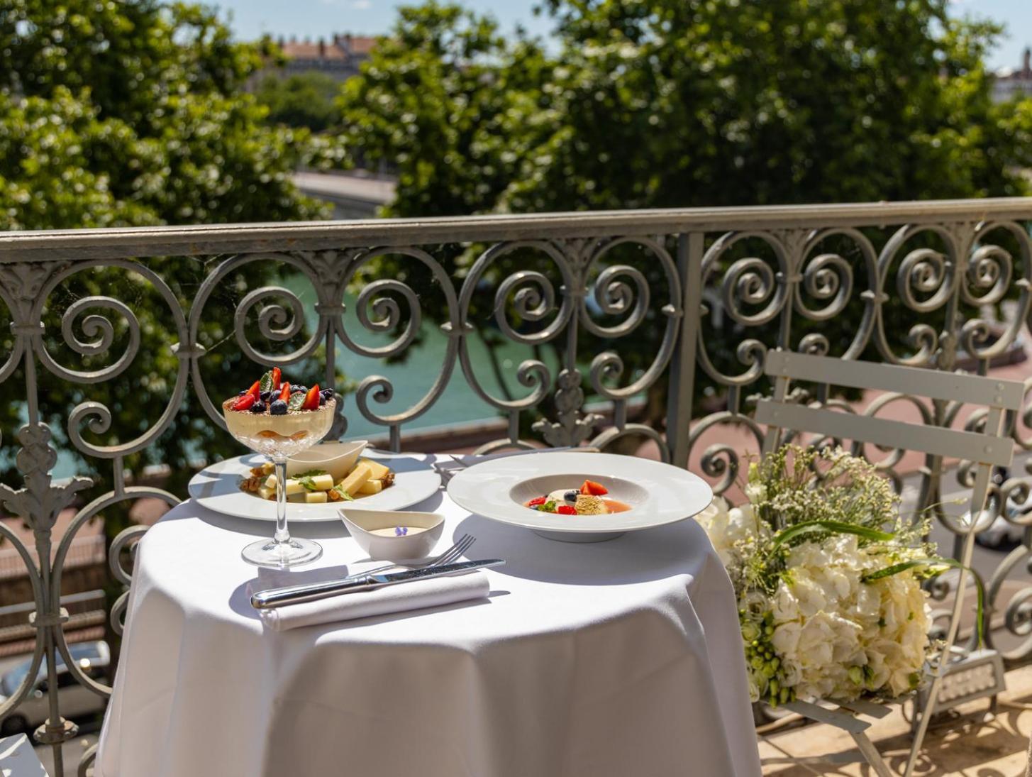 Boscolo Lyon Hotel & Spa Экстерьер фото